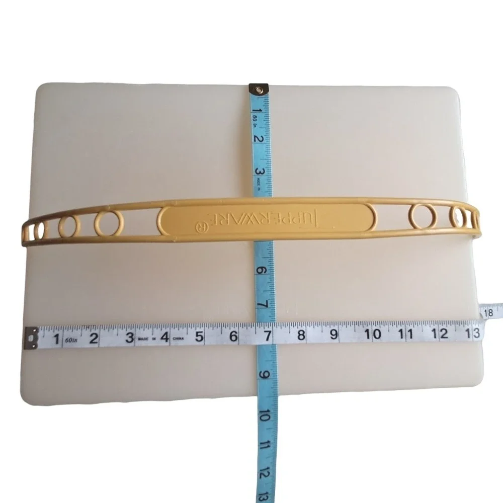 Vintage Tupperware Rectangular Cake Taker Harvest Gold Carrier Lid Handle USA